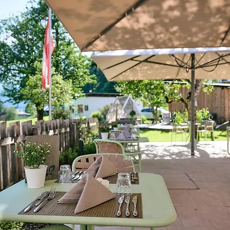 Szálloda Genuss- & Aktivhotel Sonnenburg 4*