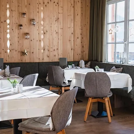 Szálloda Genuss- & Aktivhotel Sonnenburg 4*