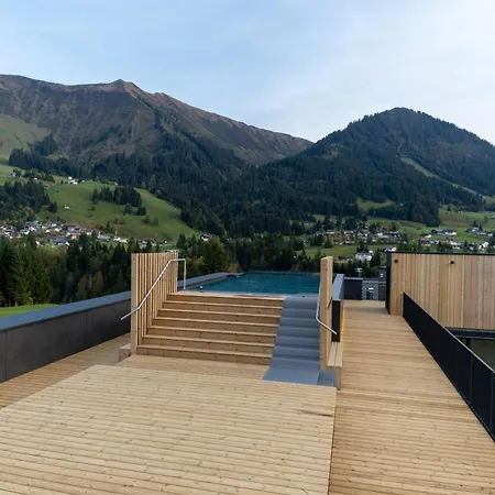 Genuss- & Aktivhotel Sonnenburg Szálloda Riezlern