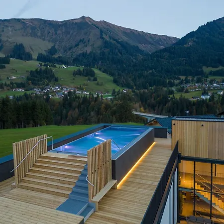 Genuss- & Aktivhotel Sonnenburg 4* Riezlern