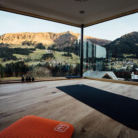 Szálloda Genuss- & Aktivhotel Sonnenburg Riezlern