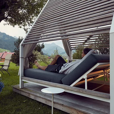 Genuss- & Aktivhotel Sonnenburg Szálloda Riezlern