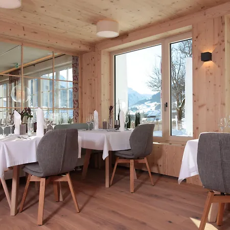 Szálloda Genuss- & Aktivhotel Sonnenburg Riezlern